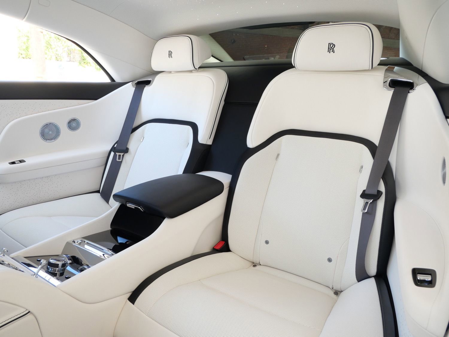 Used 2024 Rolls-Royce Spectre w/ Spectre Launch Package AWD/4WD image 8