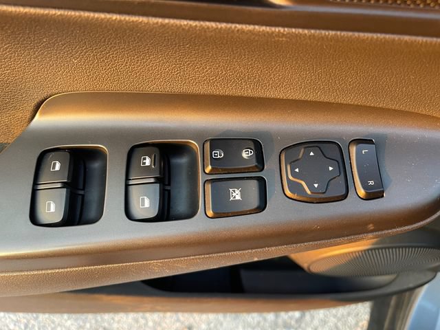 Used 2019 Hyundai Kona SE AWD/4WD image 24
