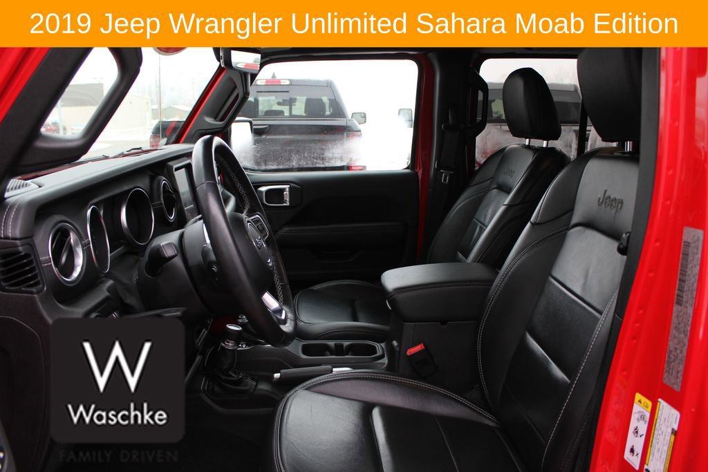 Used 2019 Jeep Wrangler Unlimited Sahara w/ Quick Order Package 24M Moab image 16