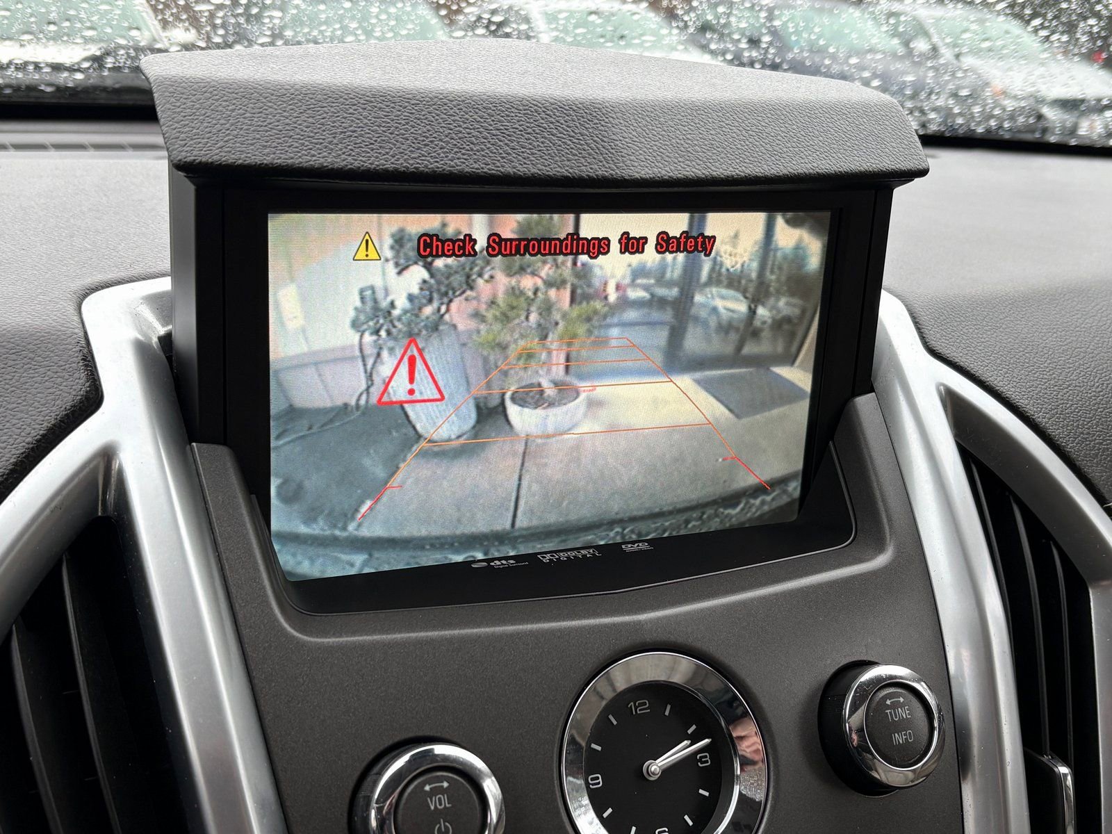 Used 2012 Cadillac SRX Luxury image 38