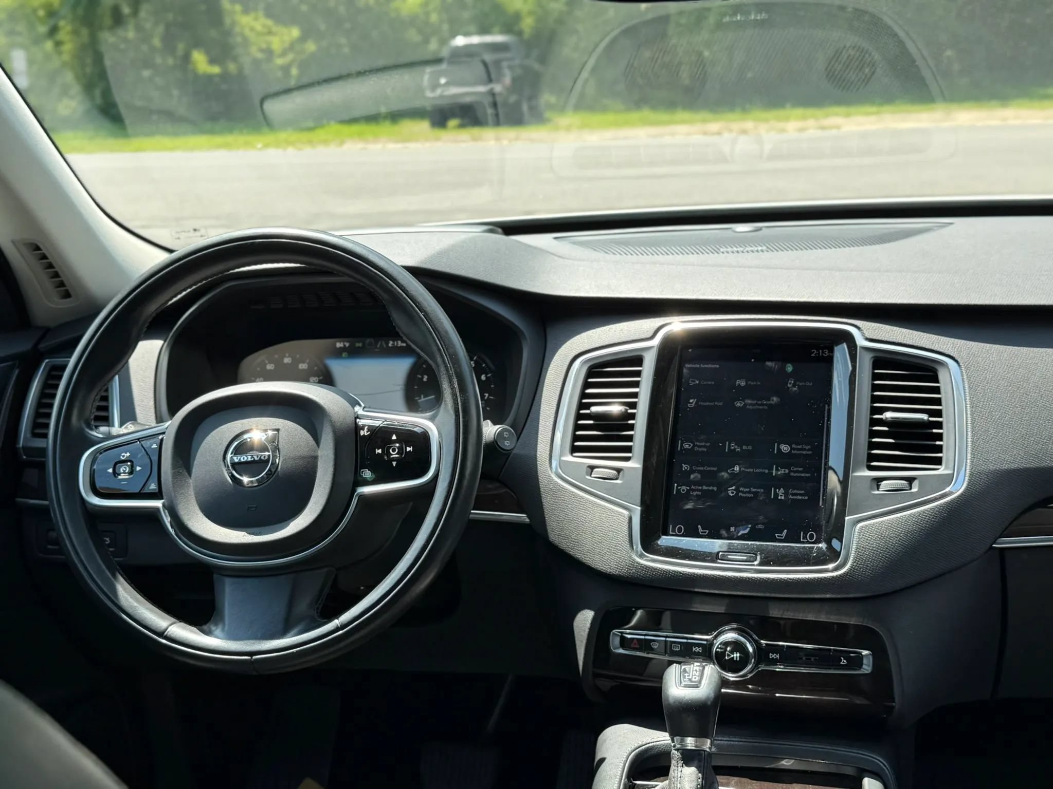 Used 2019 Volvo XC90 T5 Momentum w/ Advanced Package AWD/4WD image 59