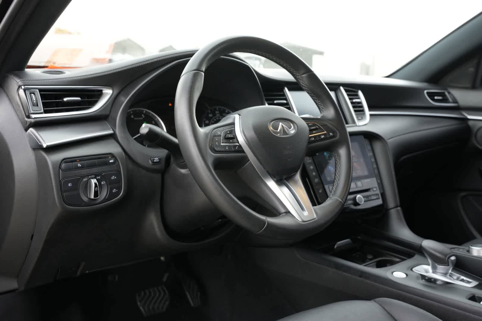 Used 2022 INFINITI QX55 Luxe w/ Cargo Package AWD/4WD image 14