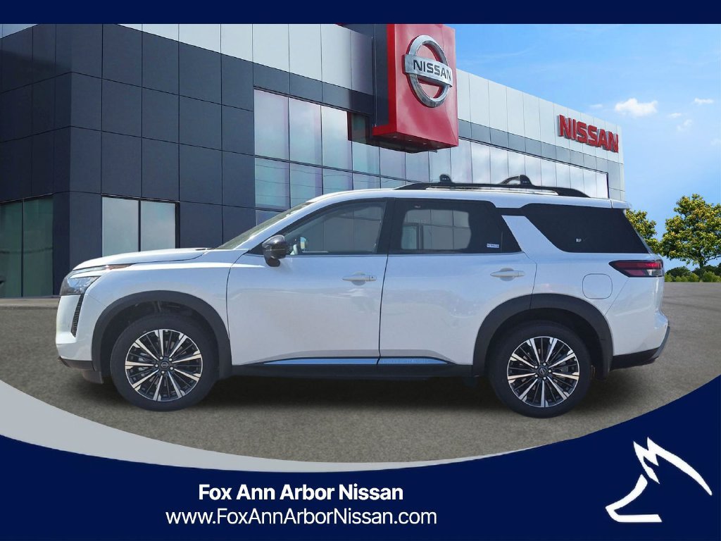 New 2026 Nissan Pathfinder Platinum AWD/4WD image 2