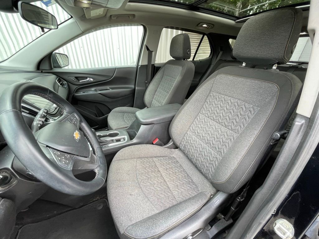 Used 2023 Chevrolet Equinox LT image 23
