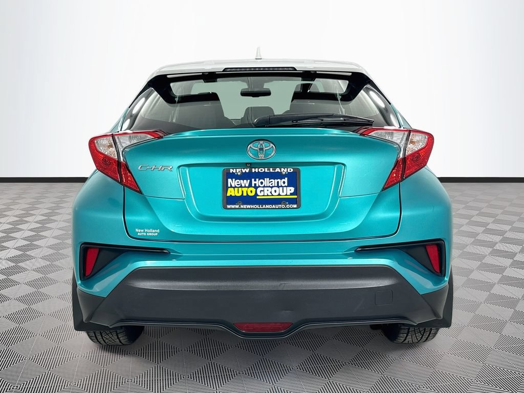 Used 2018 Toyota C-HR XLE FWD image 6