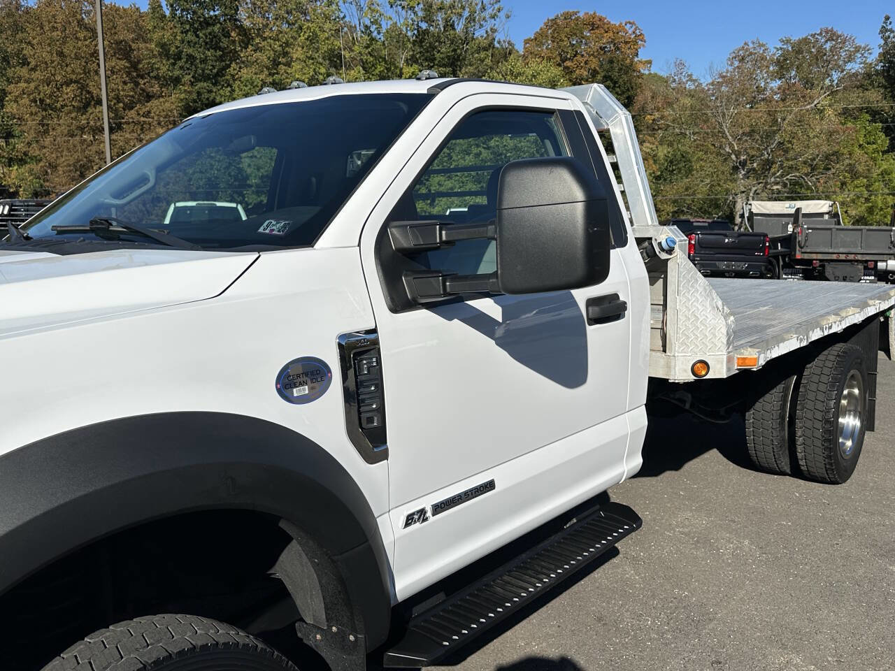 Used 2020 Ford F550 4x4 Regular Cab Super Duty image 4