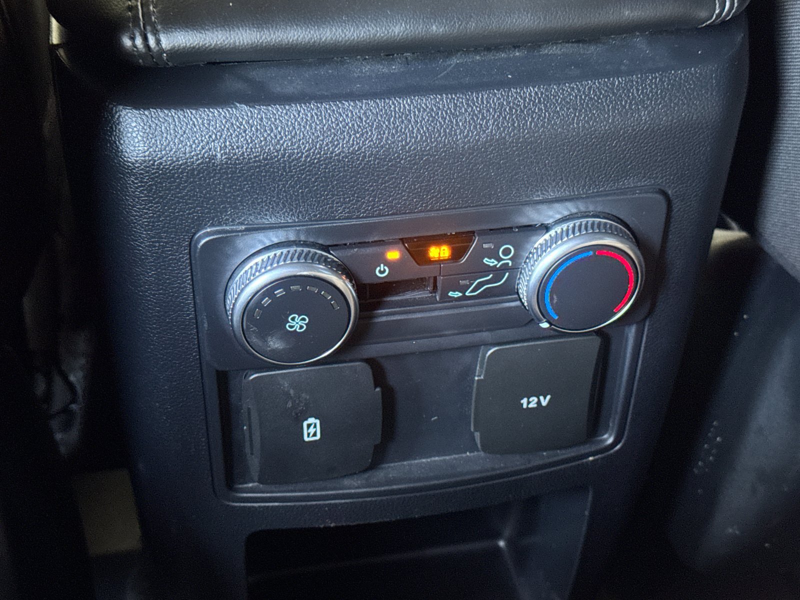 Used 2021 Ford Explorer XLT RWD image 36