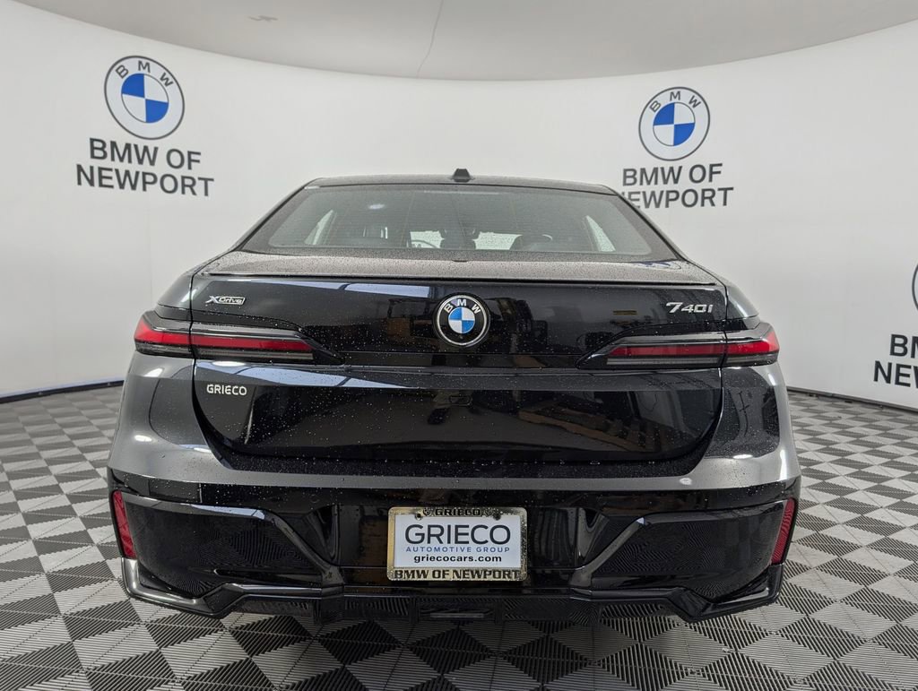 New 2026 BMW 740i xDrive AWD/4WD image 7