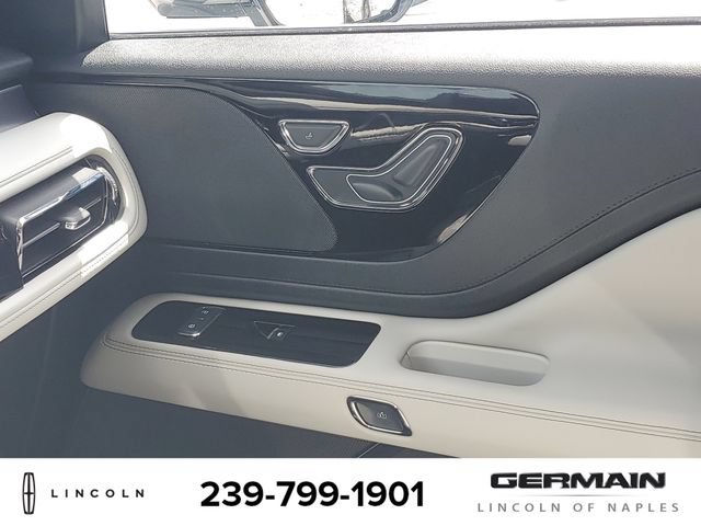 New 2026 Lincoln Aviator 2WD image 27