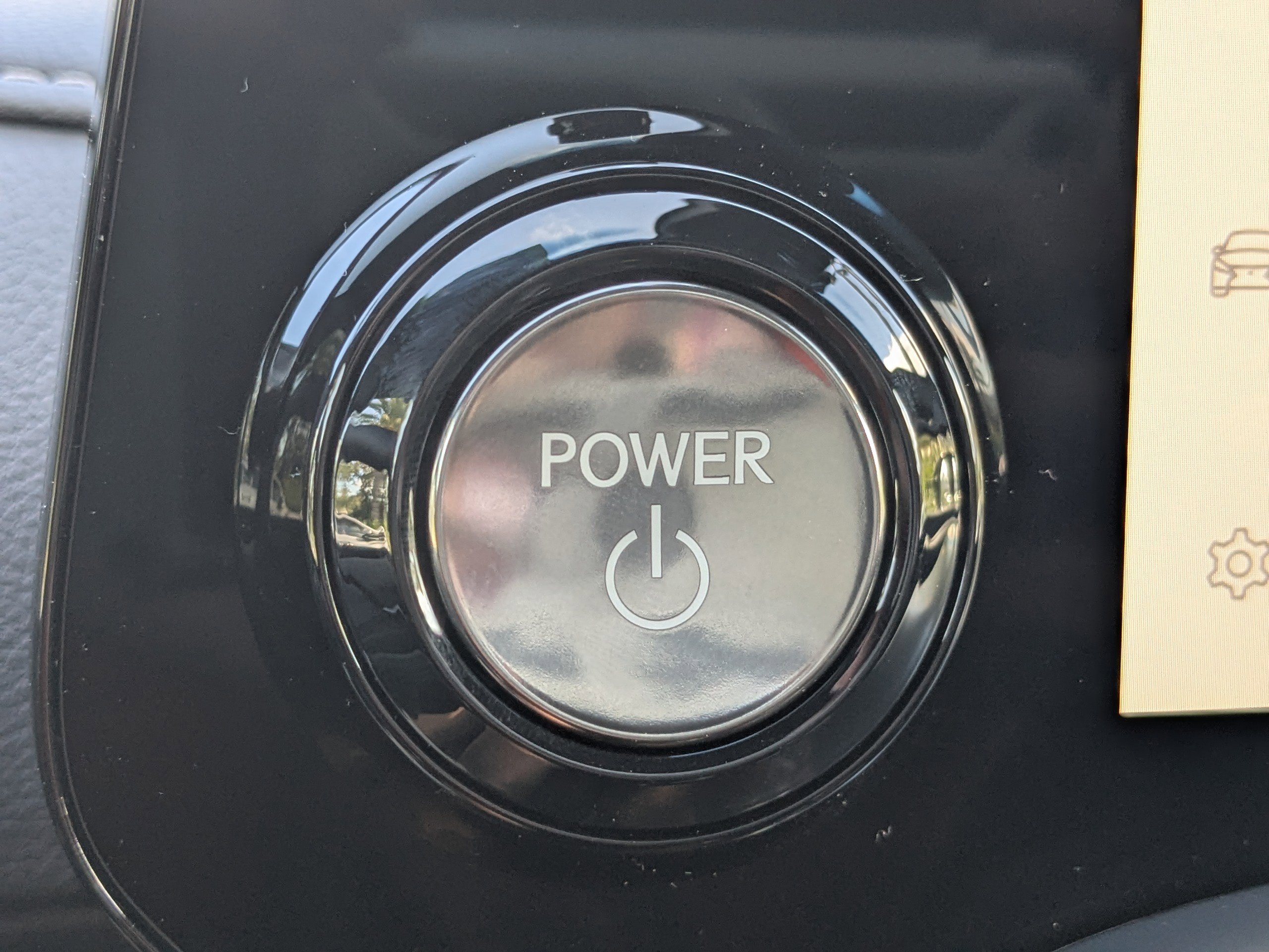New 2025 Lexus LX 700h Overtrail image 27