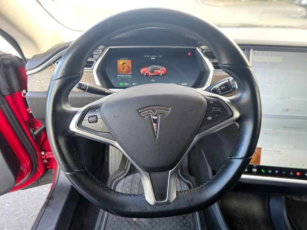 Used 2014 Tesla Model S 60 image 26