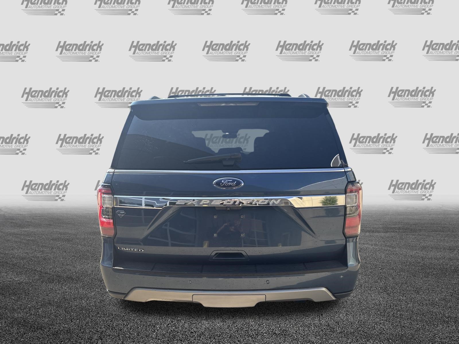 Used 2019 Ford Expedition Limited w/ Equipment Group 302A RWD image 9