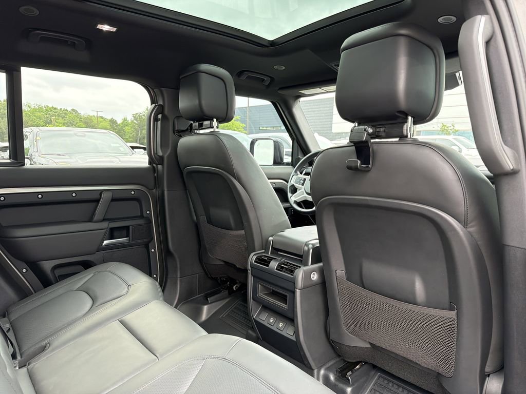 Used 2025 Land Rover Defender 110 S AWD/4WD image 14