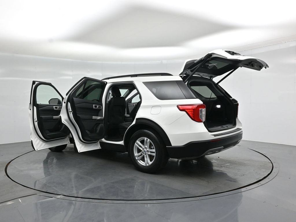 Certified 2023 Ford Explorer XLT w/ Equipment Group 202A RWD image 36