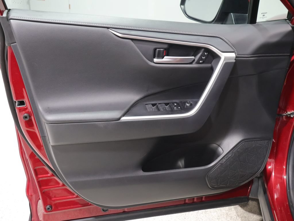 Certified 2024 Toyota RAV4 Limited w/ Advanced Technology Package AWD/4WD image 14