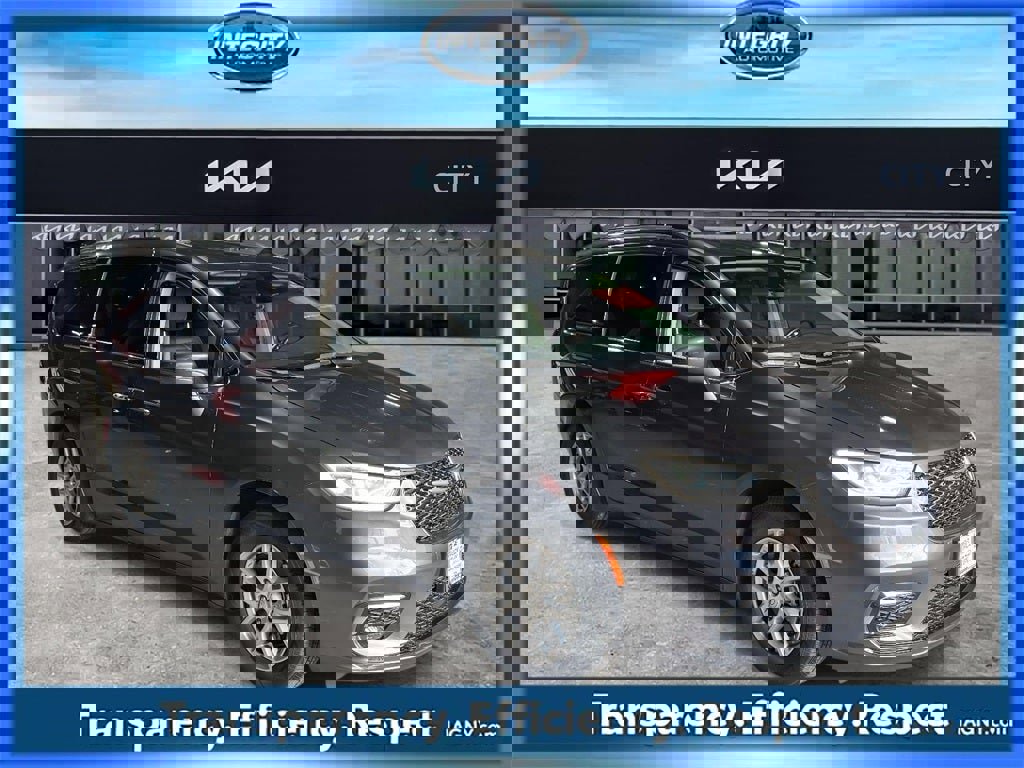 Used 2021 Chrysler Pacifica Touring-L