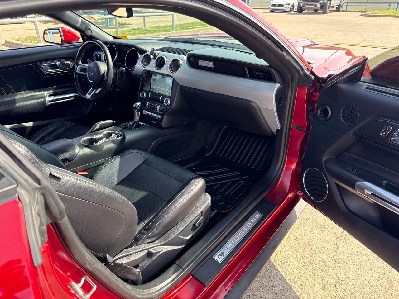 Used 2016 Ford Mustang Premium w/ Equipment Group 201A RWD image 12