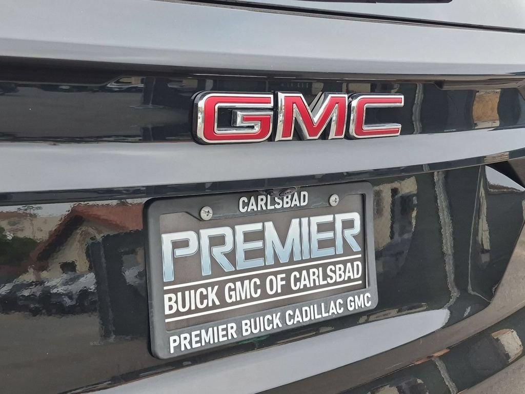 Used 2025 GMC Acadia AT4 AWD/4WD image 31
