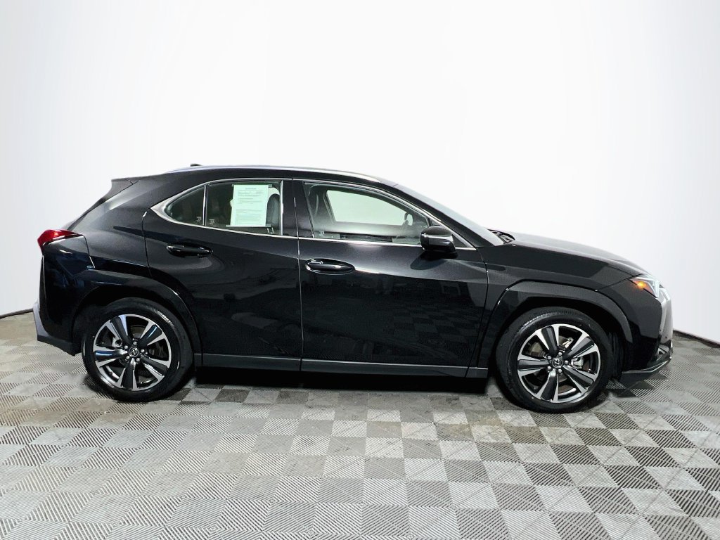 Used 2025 Lexus UX 300h AWD w/ Cold Area Package image 8