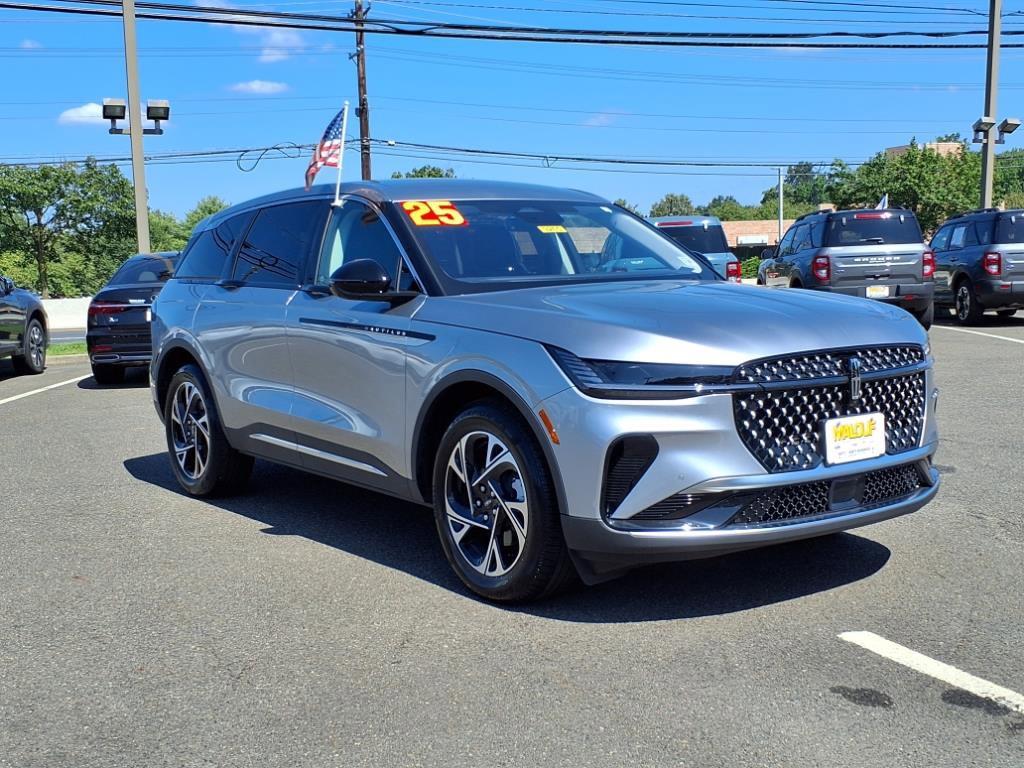 Used 2025 Lincoln Nautilus Premier