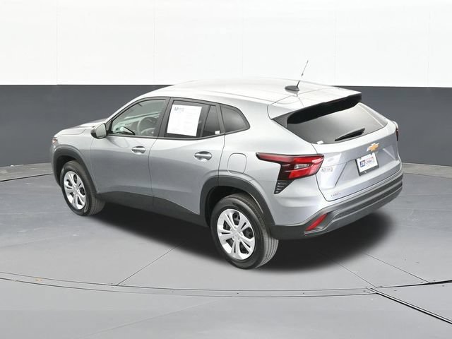 Used 2024 Chevrolet Trax LS FWD image 57