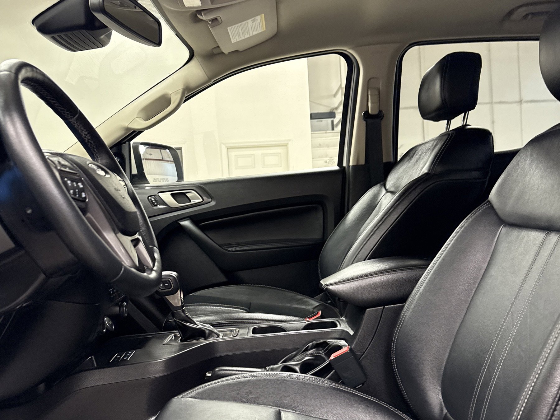 Used 2020 Ford Ranger Lariat w/ Equipment Group 501A Mid image 5