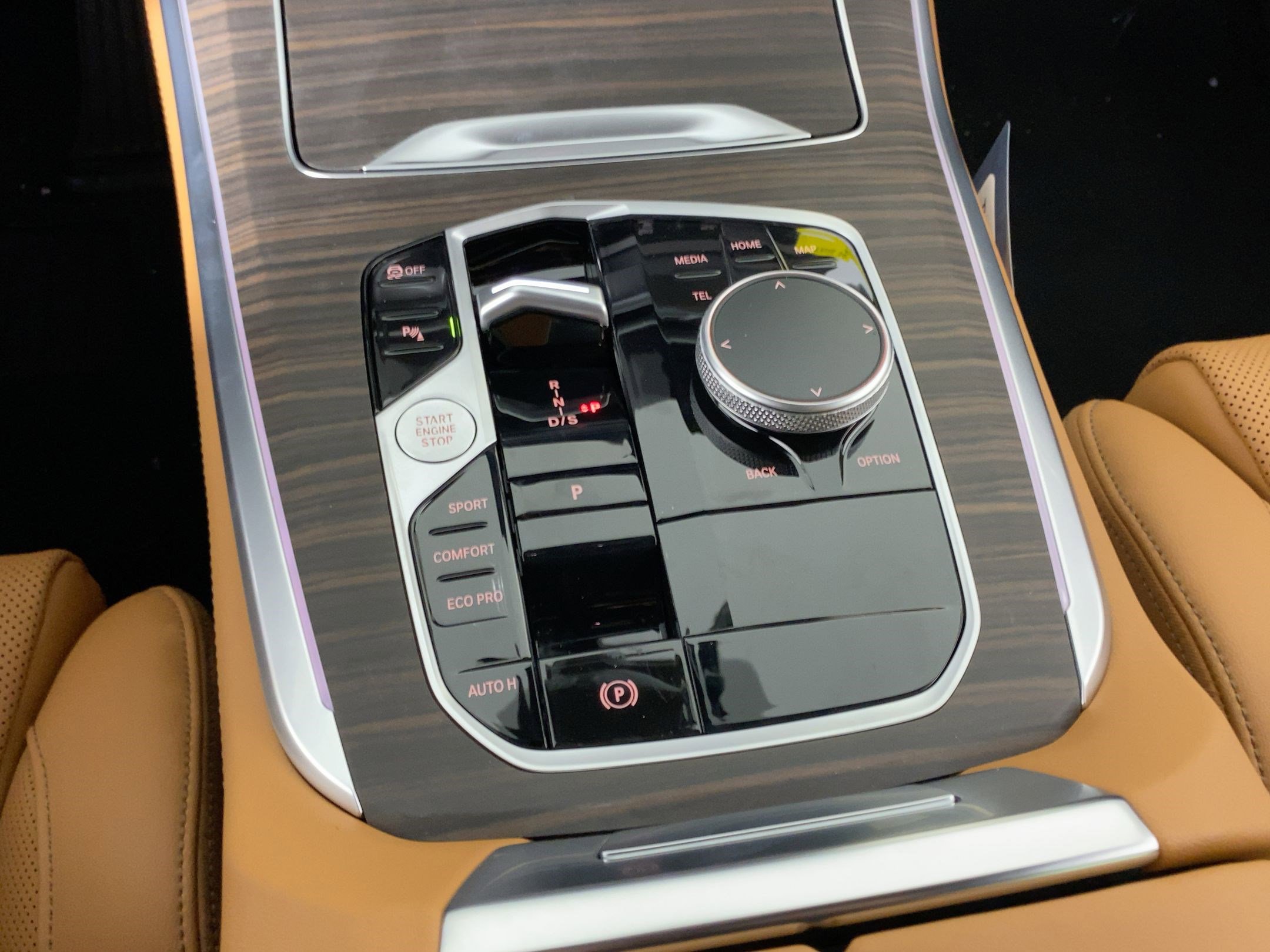 Used 2026 BMW X5 sDrive40i w/ Premium Package image 15