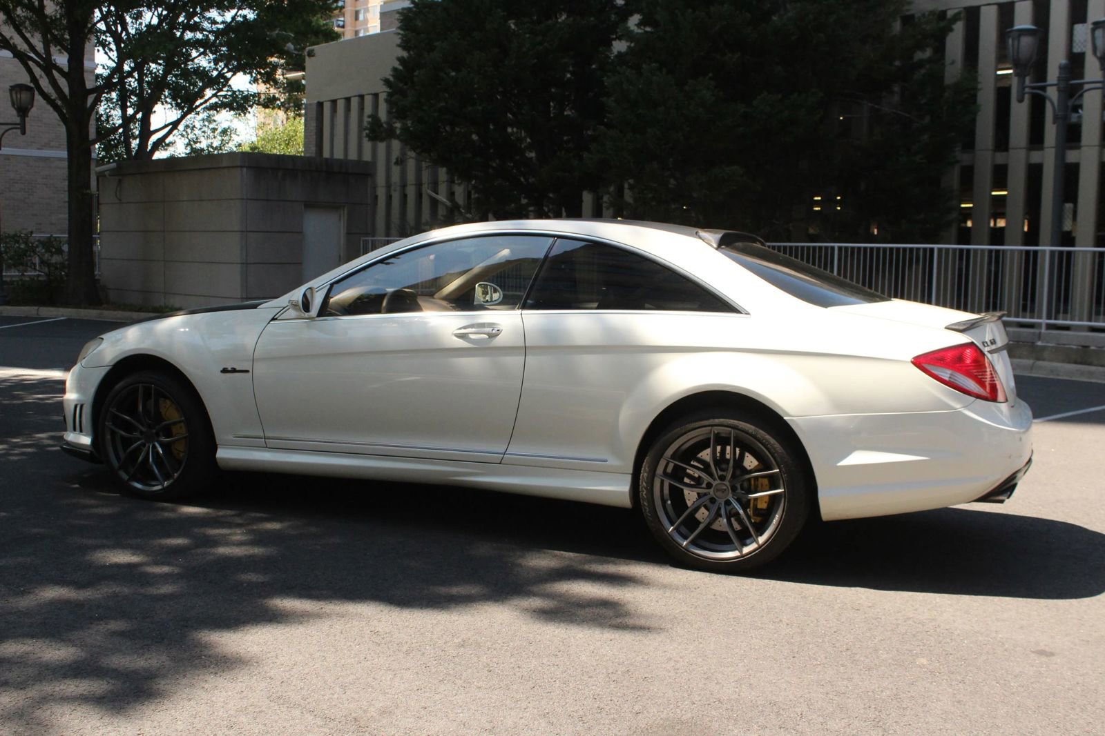 Used 2008 Mercedes-Benz CL 63 AMG image 9