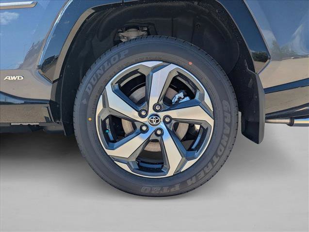 New 2025 Toyota RAV4 SE image 12