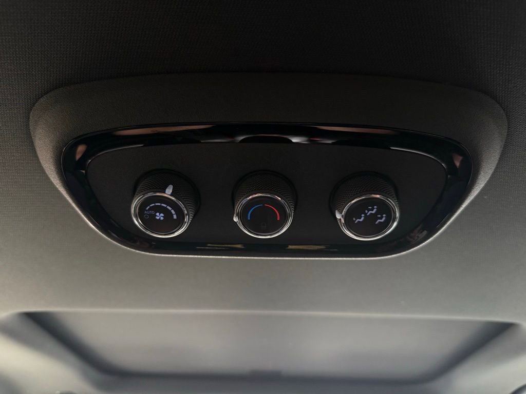 Used 2024 Dodge Durango GT image 45