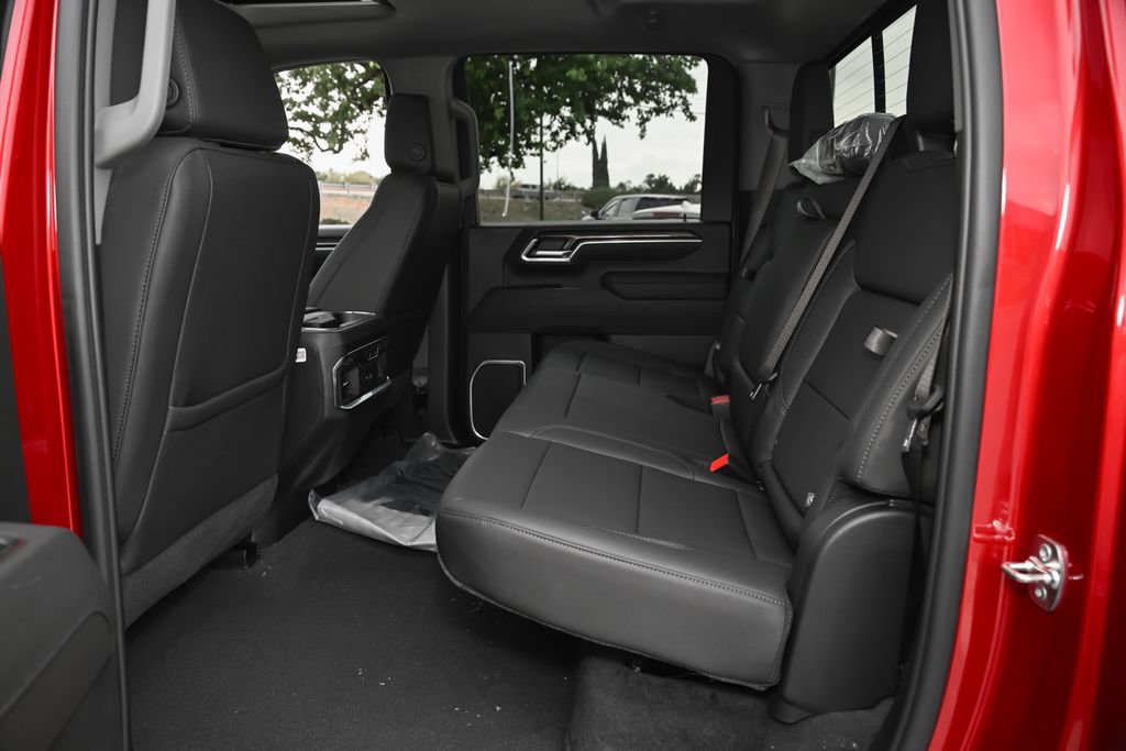 New 2026 Chevrolet Silverado 2500 LTZ w/ LTZ Convenience Package AWD/4WD image 39
