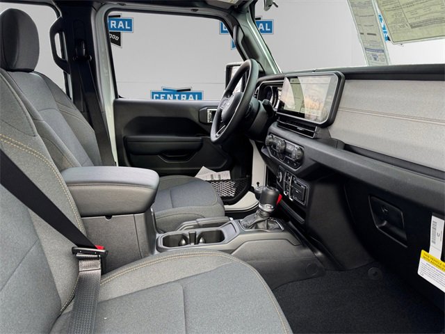 New 2026 Jeep Gladiator Sport image 15