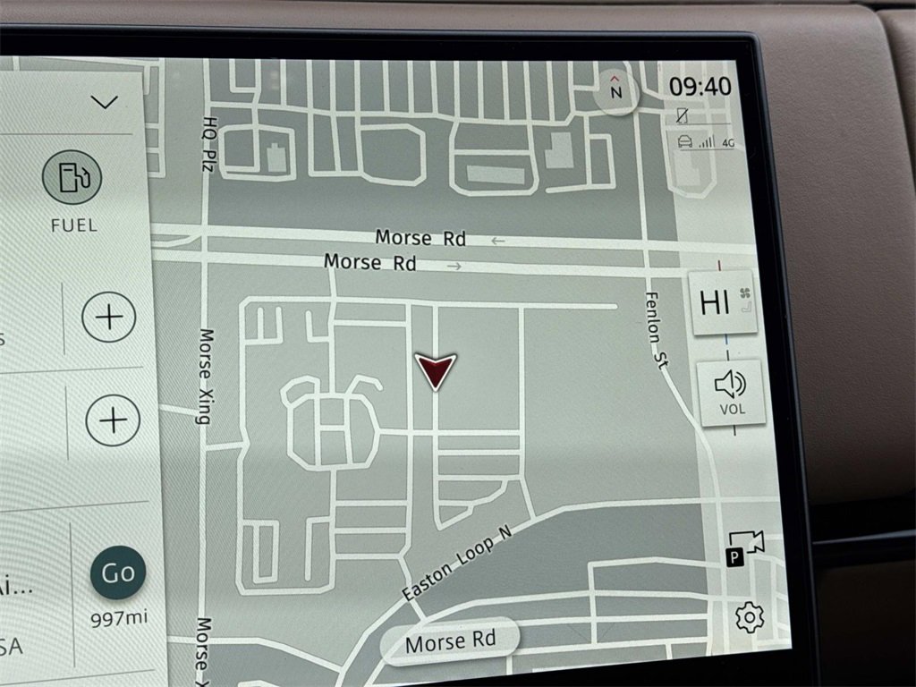 Used 2024 Land Rover Range Rover Long Wheelbase SE image 23