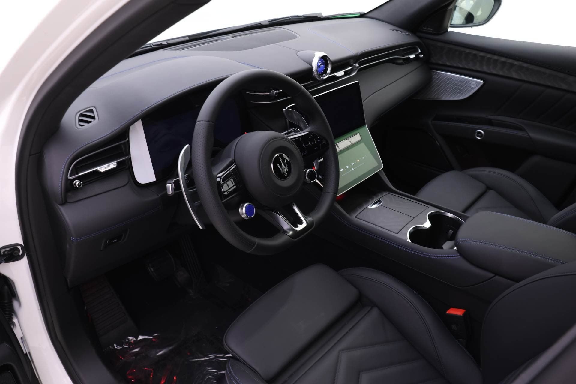 New 2025 Maserati Grecale Modena AWD/4WD image 6