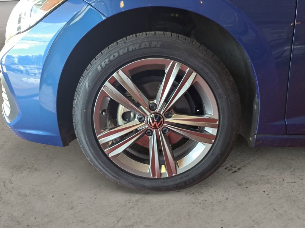 Used 2024 Volkswagen Jetta SE image 14