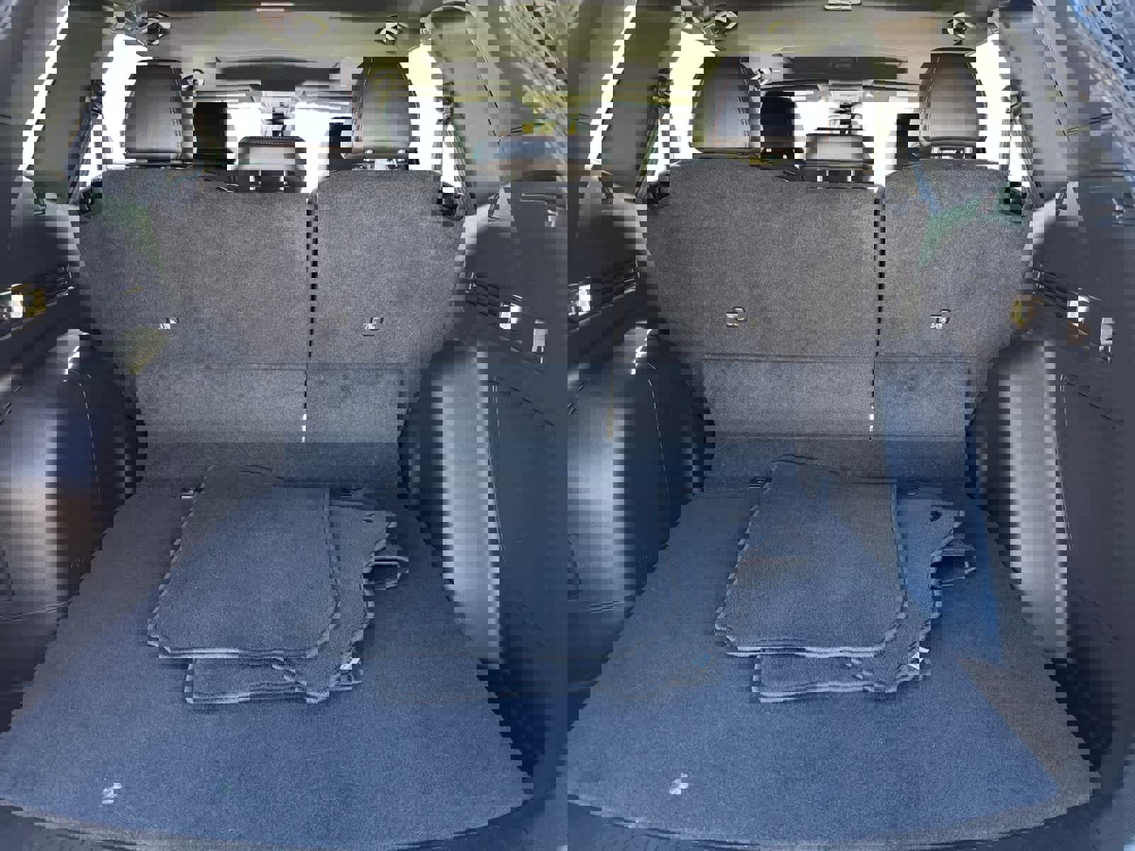 Used 2025 Honda CR-V Sport Touring image 4