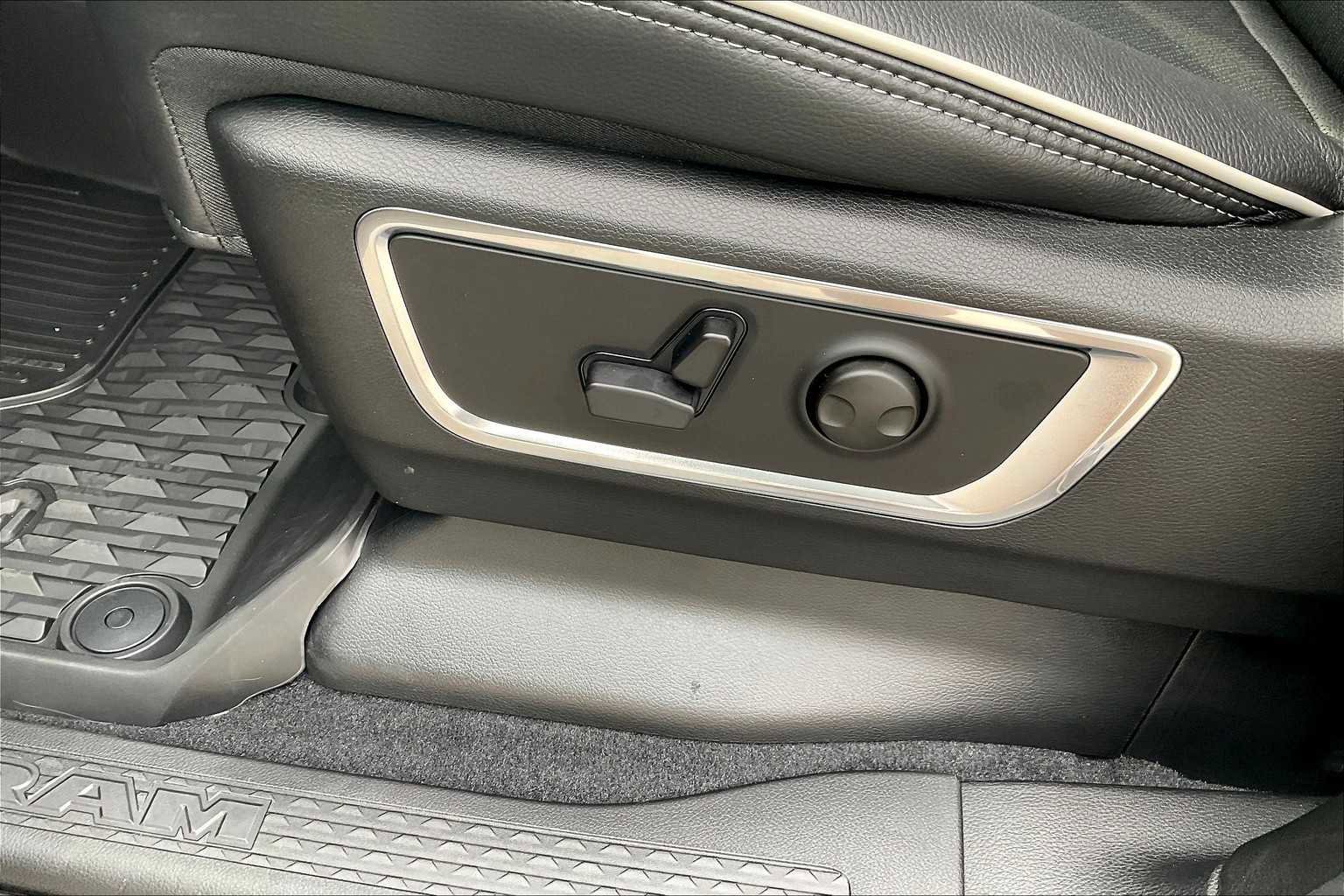 New 2026 RAM 1500 Laramie w/ Night Edition image 17