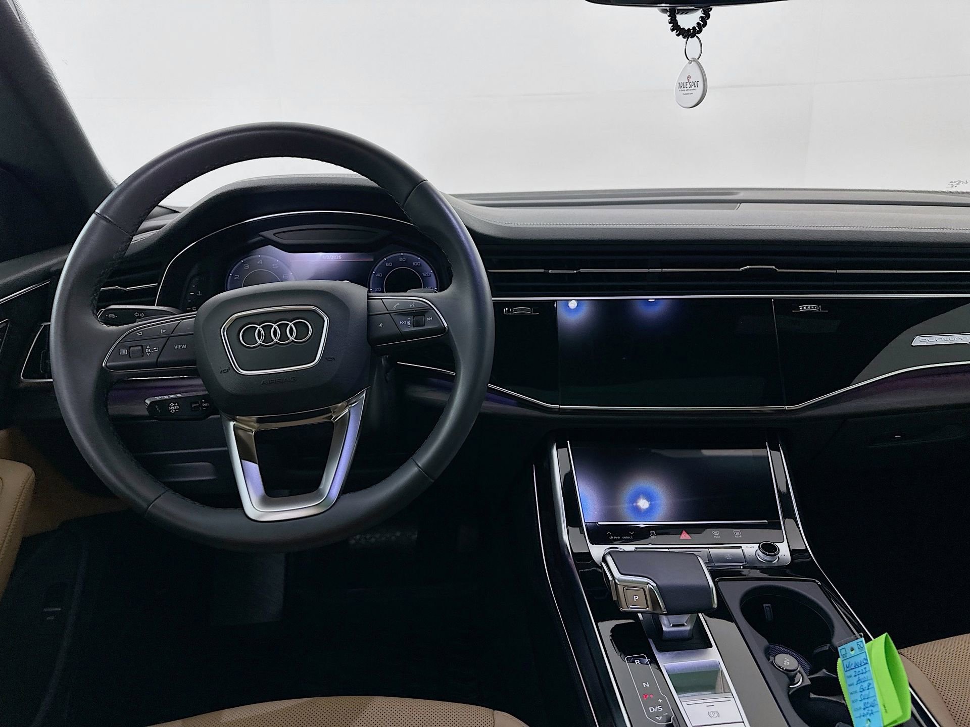 Used 2023 Audi Q8 Prestige w/ Prestige Package image 24