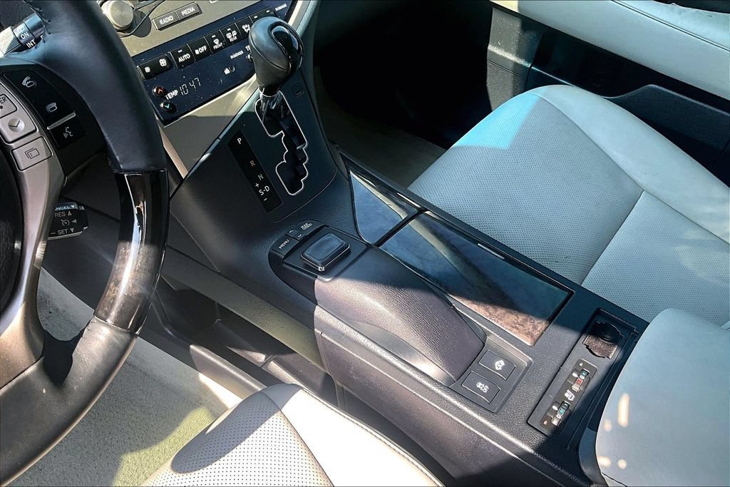 Used 2015 Lexus RX 450h AWD image 15