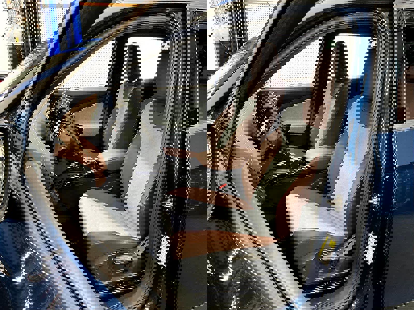 Used 2023 Volkswagen ID.4 Pro image 26