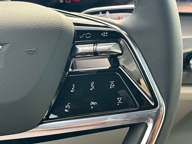 New 2027 Cadillac Vistiq Sport w/ LPO, Floor Liner Package AWD/4WD image 6