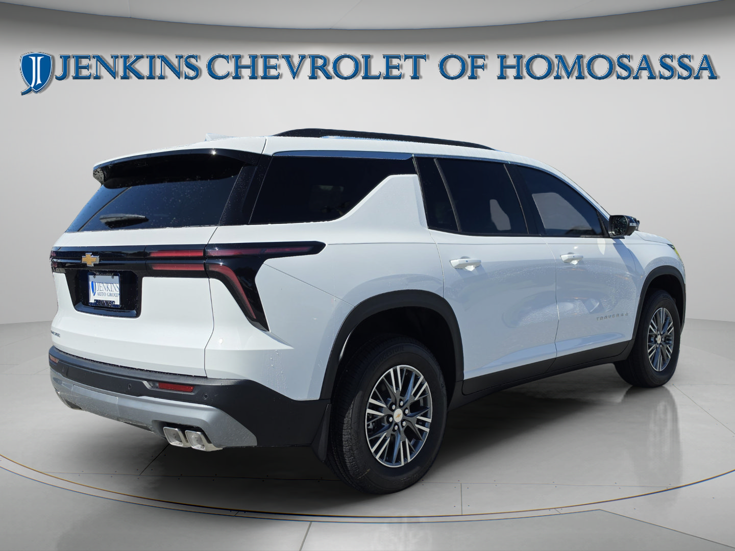 New 2027 Chevrolet Traverse LT w/ Driver Confidence Package FWD image 5