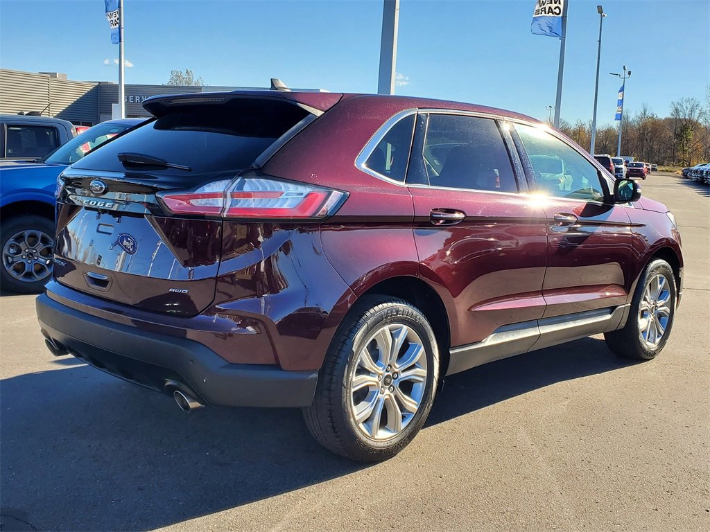 Used 2024 Ford Edge Titanium image 6
