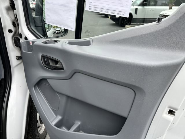 Certified 2019 Ford Transit 150 148 Medium Roof RWD image 35