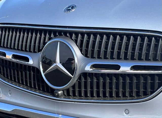 New 2026 Mercedes-Benz GLC 300 4MATIC image 3