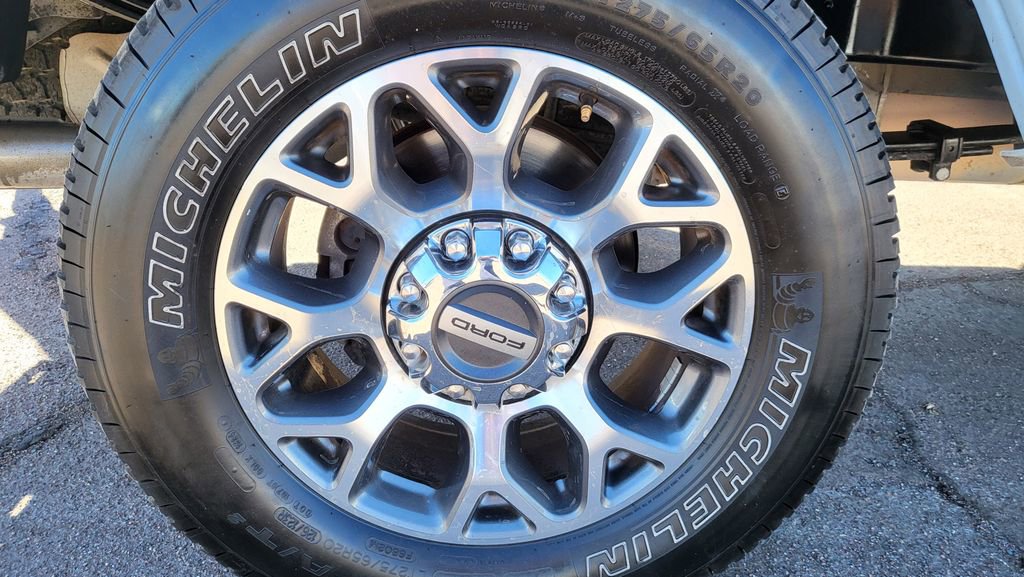 Used 2022 Ford F250 Lariat w/ Lariat Ultimate Package image 12