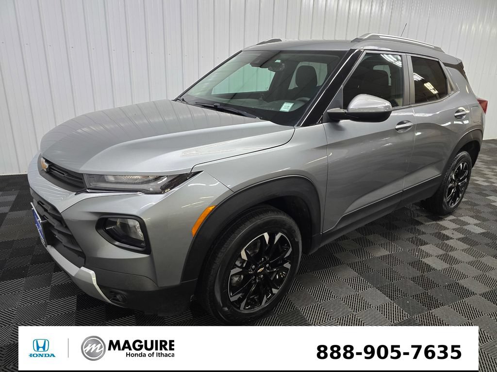 Used 2023 Chevrolet TrailBlazer LT w/ Convenience Package AWD/4WD image 9