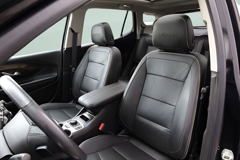 Used 2021 GMC Terrain Denali w/ Denali Premium Package image 19