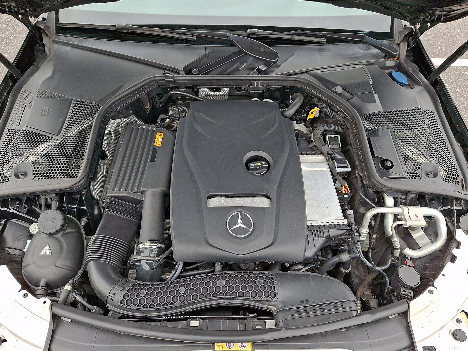Used 2018 Mercedes-Benz C 300 4MATIC Sedan image 30
