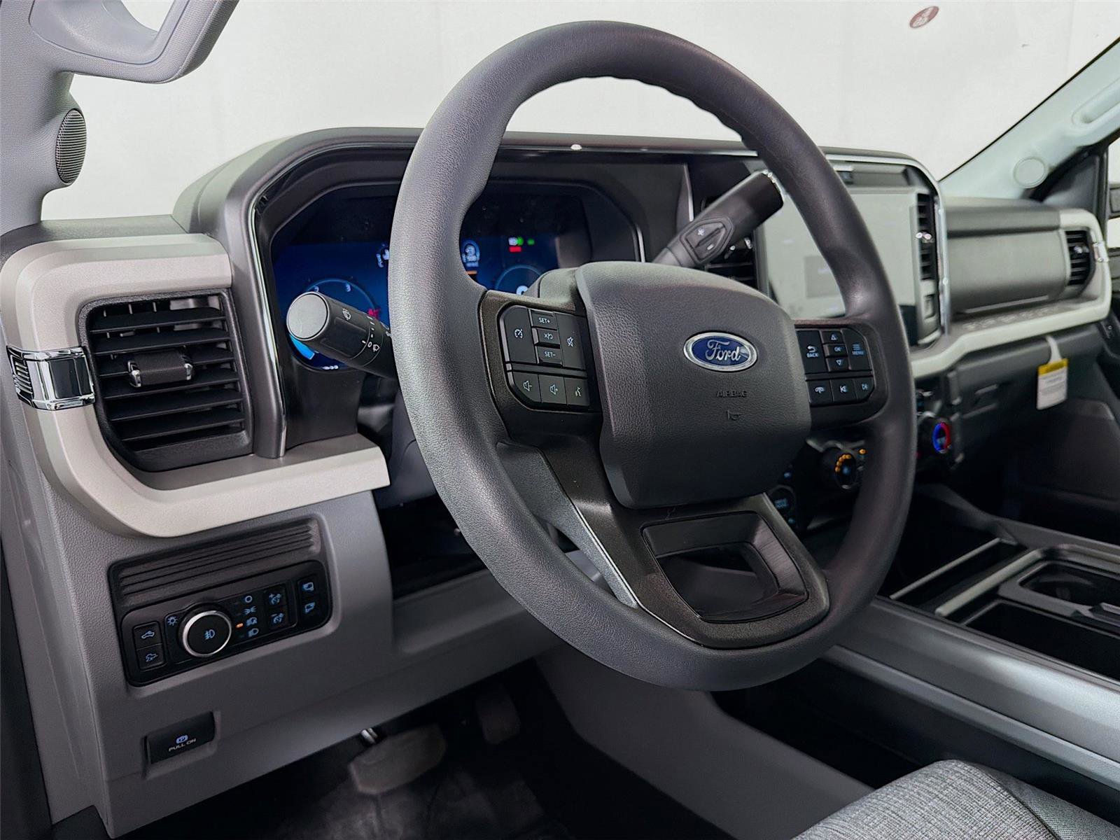 New 2026 Ford F350 XLT w/ XLT Premium Package image 9